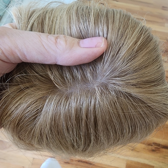 Gorgeous Highline human hair topper - Picture 6 of 12